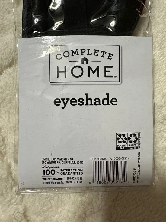 Complete HOME Black Rest Sleep Fleece Backed Eyeshade Eye mask - Picture 4 of 4